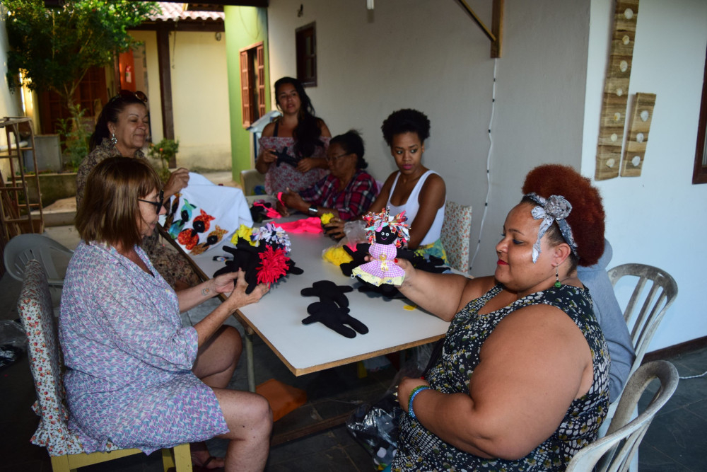 Tradição e cultura: Batizado de Bonecas Negras