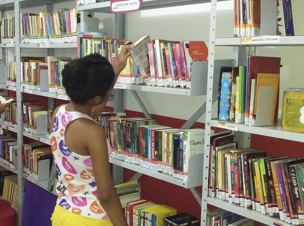 ‘A leitura na periferia acontece muito mais quando tem uma biblioteca’
