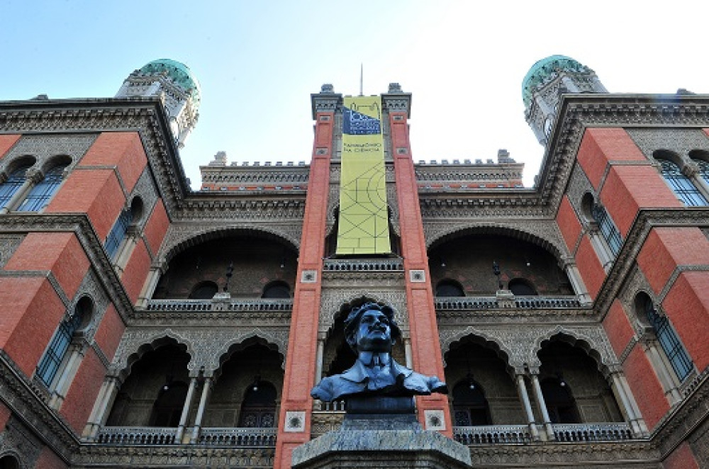 TV Novo Degase visita exposição ‘Nascer’ no Castelo da Fiocruz