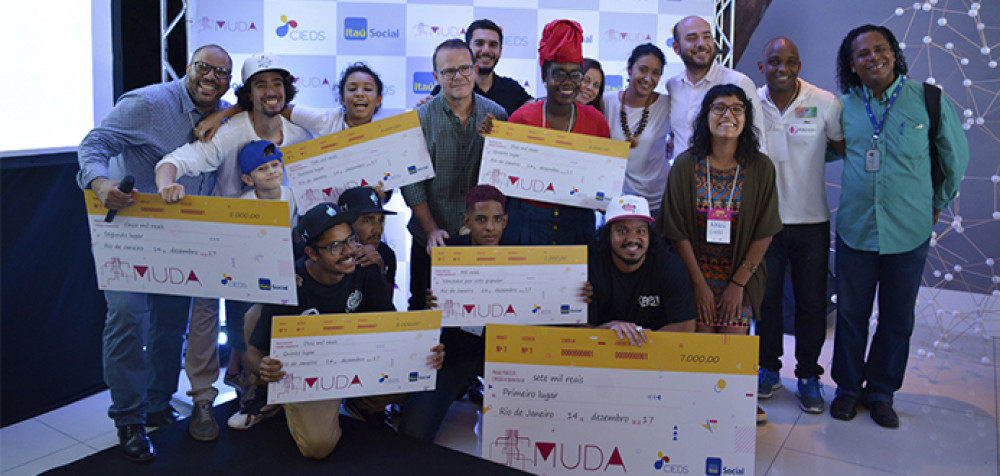 Jovens na geração de impacto social