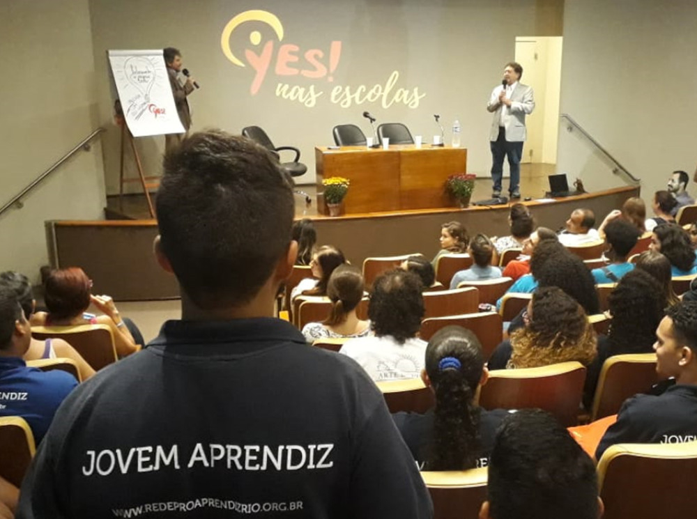 “Quanto mais os jovens sentirem que têm o controle sobre suas vidas, melhor o futuro será”